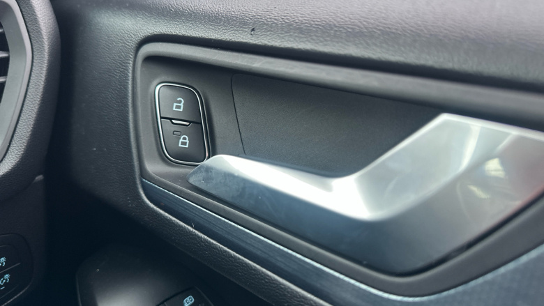 Ford Focus 1.0 EcoBoost 125 Active X 5dr Petrol Hatchback